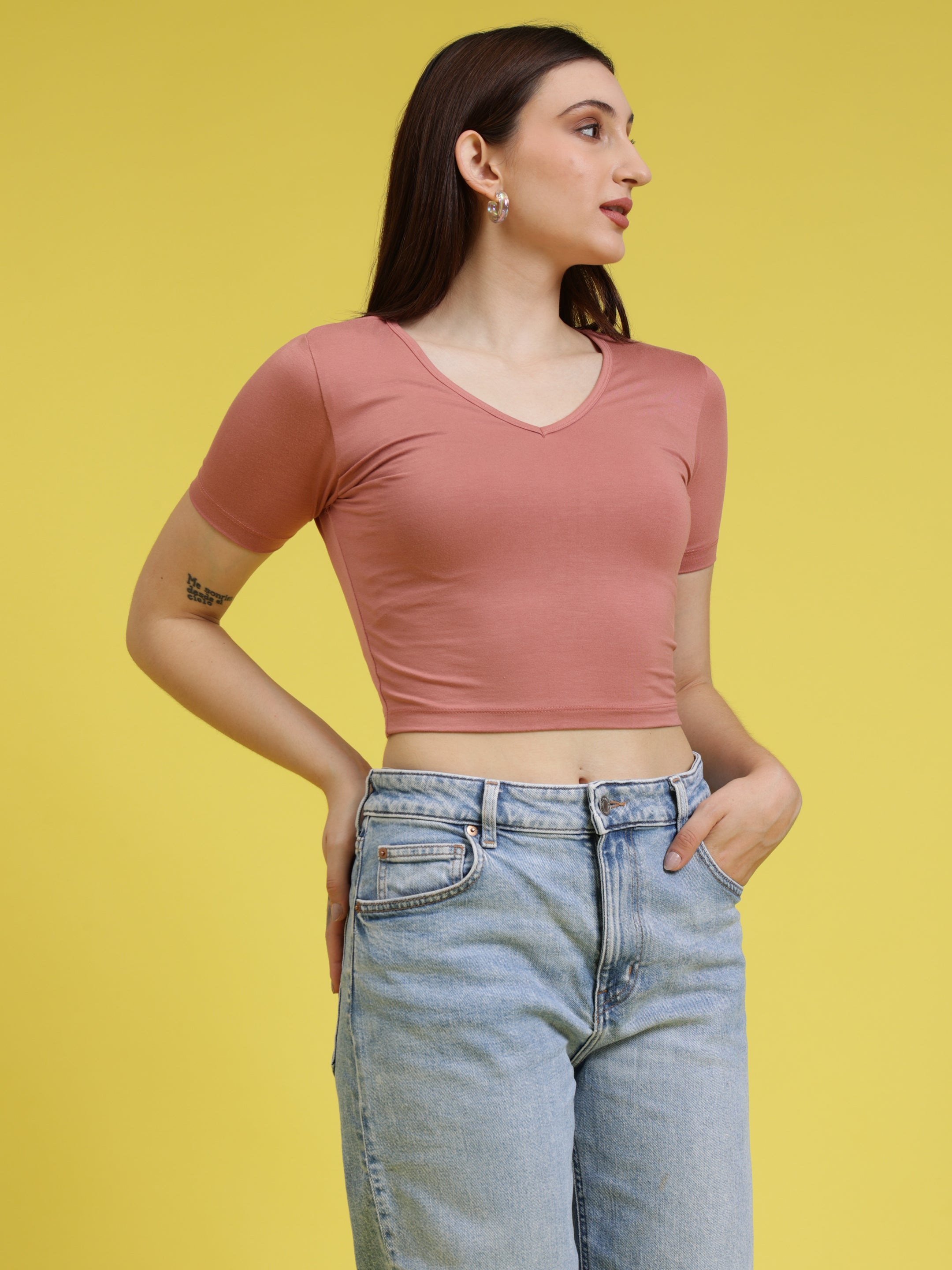 Sleeveless Keyhole Neck Crop Top