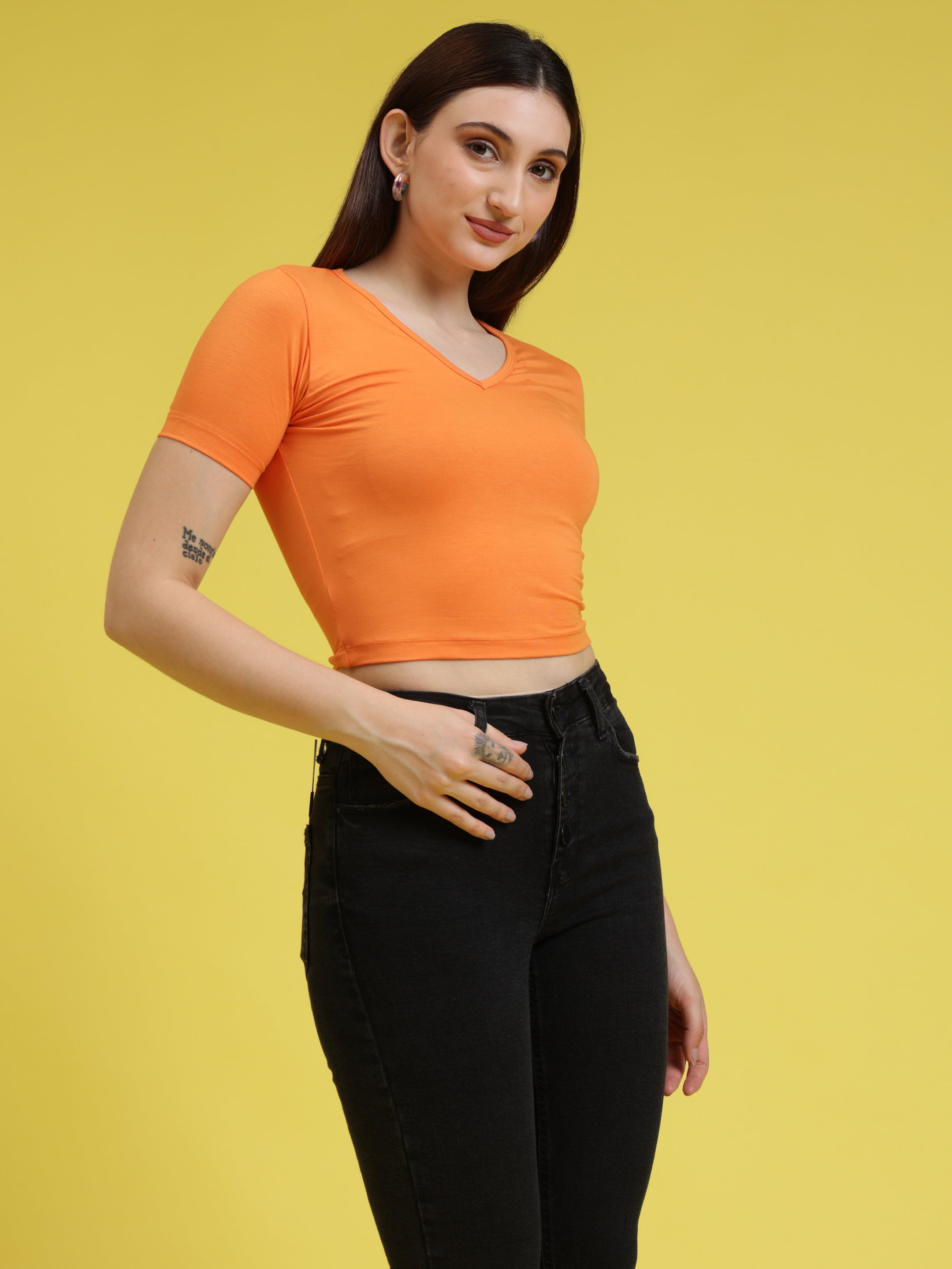 Sleeveless Keyhole Neck Crop Top