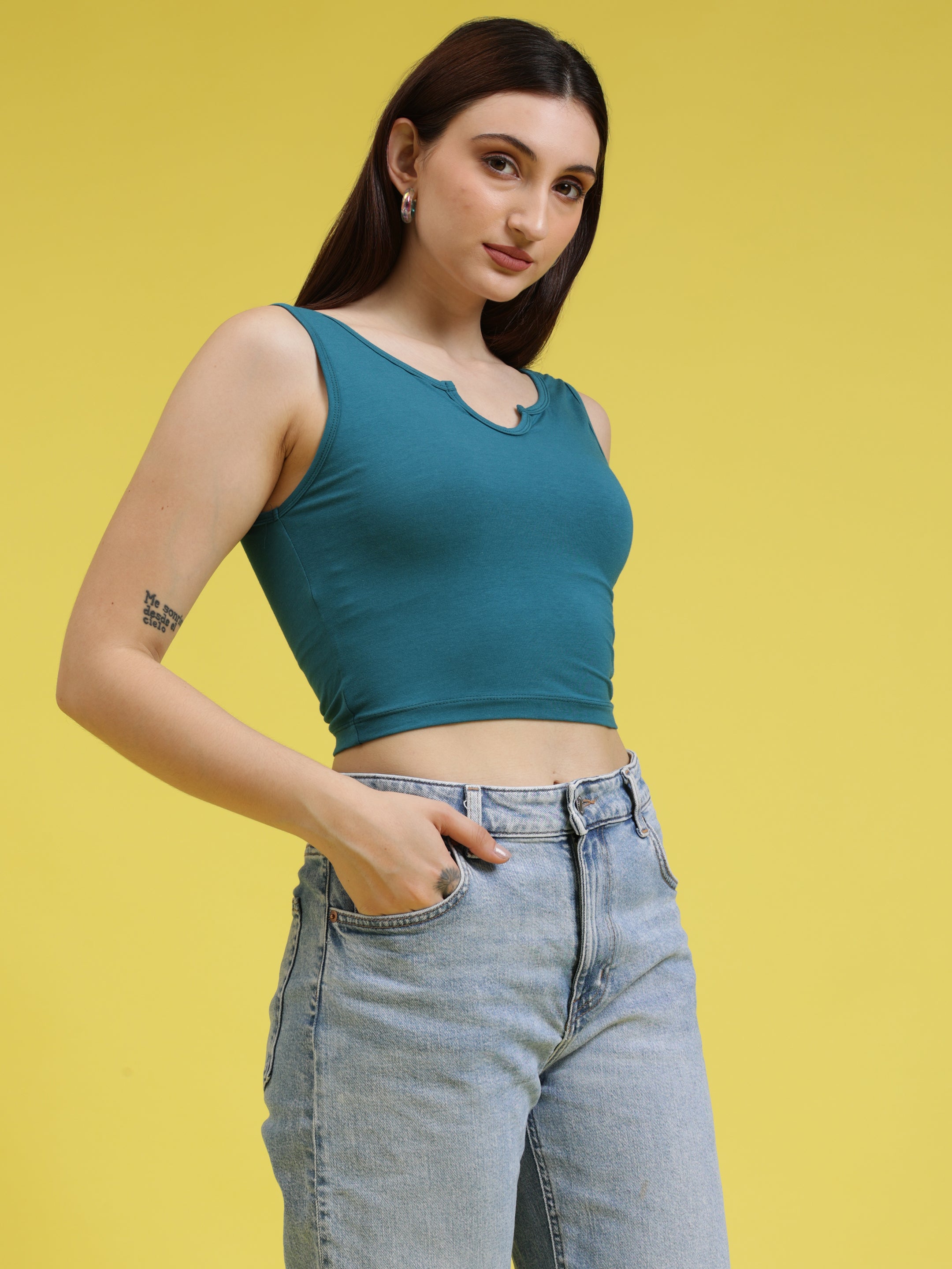 Sleeveless Keyhole Neck Crop Top